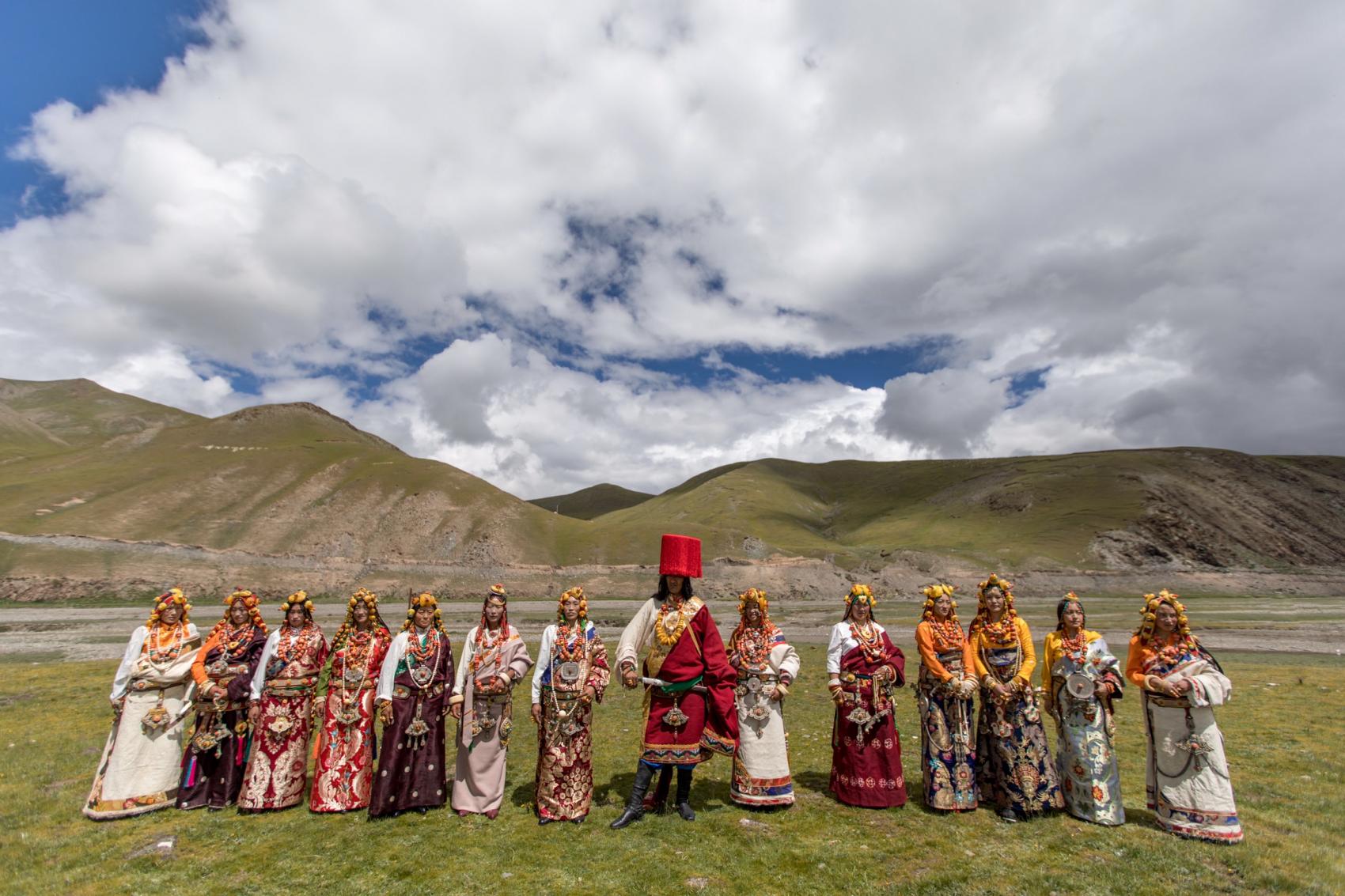 "高原天堂 风情康巴"康巴服饰摄影大赛
