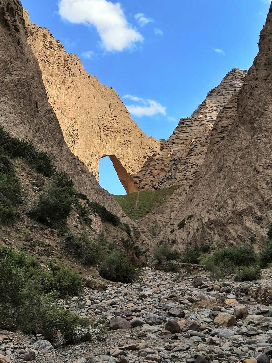 乌恰天门景区图片